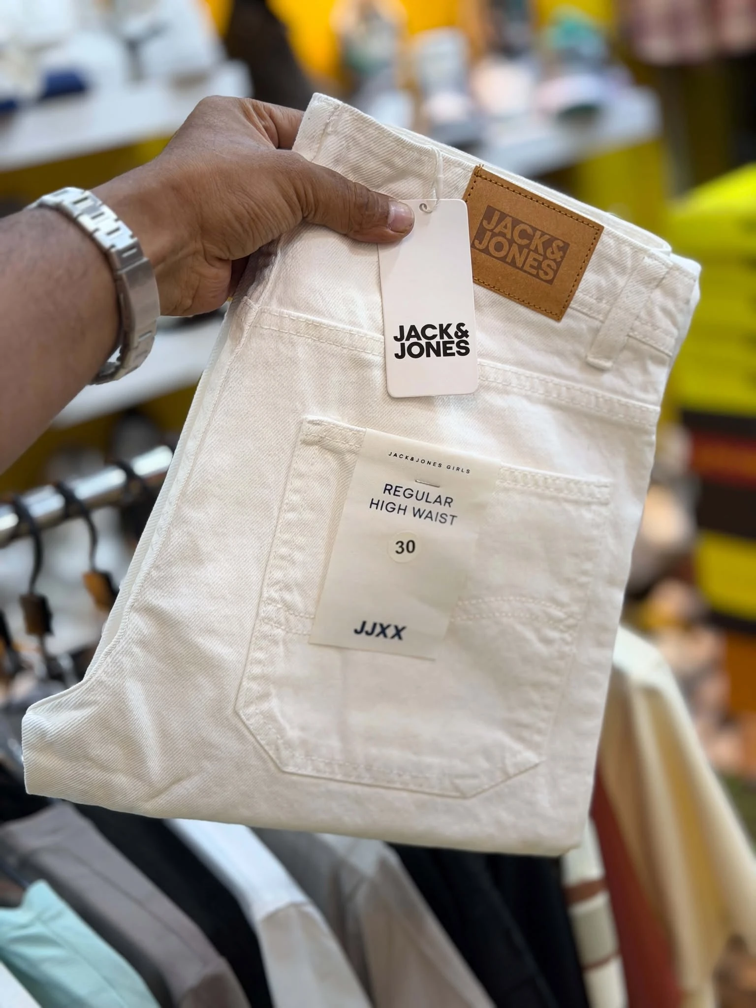 White BaggyPant